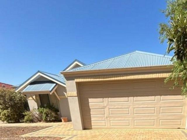 14 Lintonmarc Drive, WA 6104