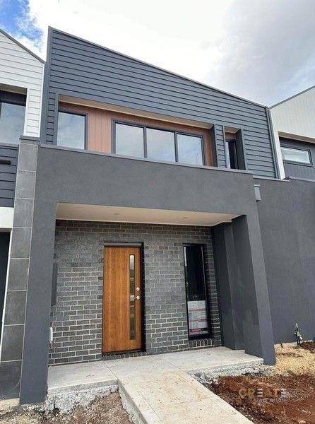 19 Whitecross Drive, VIC 3335