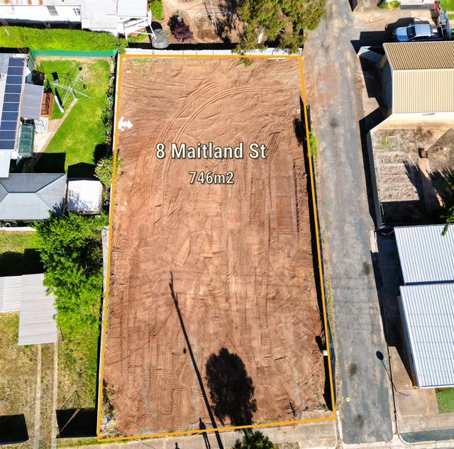8 Maitland Street, NSW 2671