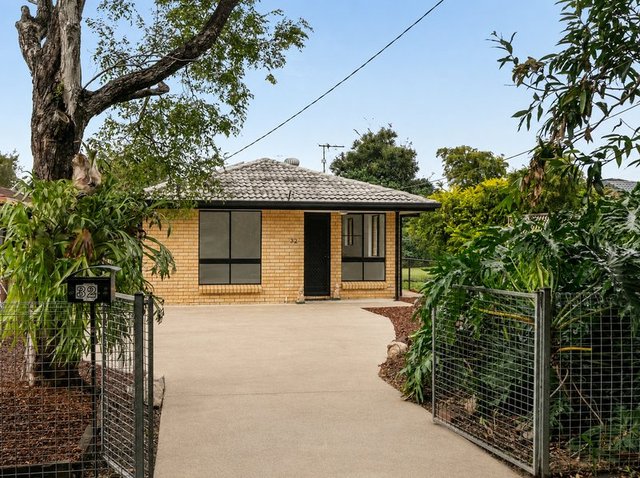 32 Sportsground Street, QLD 4020