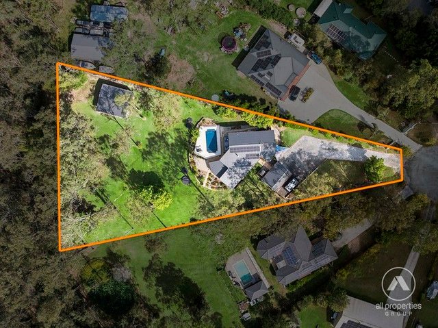 33 Tigercat Court, QLD 4124