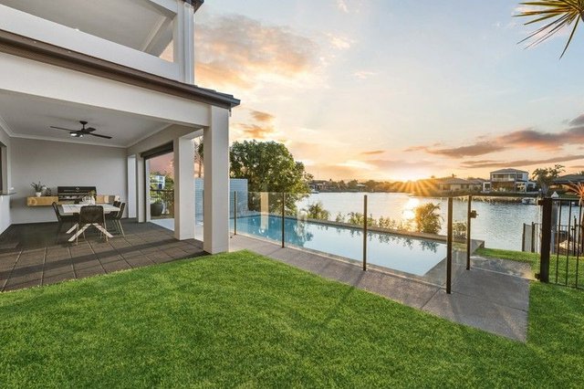 16 Saltair Grove, QLD 4212