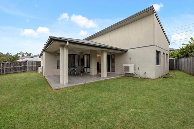 2 Paradise Place, QLD 4055