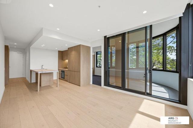 301/21 Irving Ave, VIC 3128
