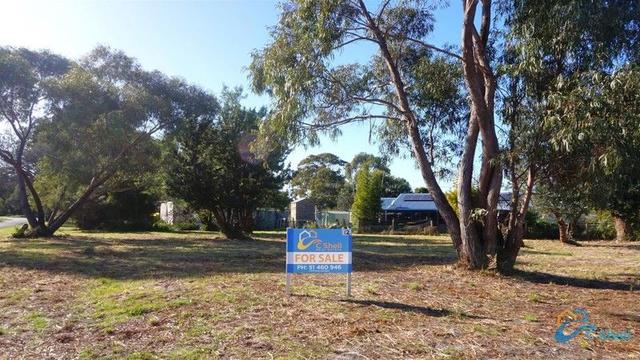 12 Charlies Street, VIC 3851