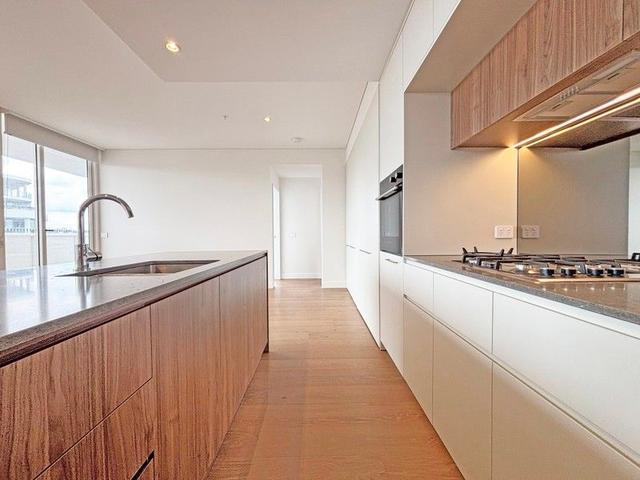 1111/21 Spurway Drive, NSW 2153