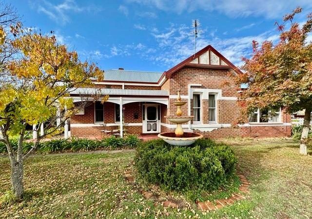 27 Johnston Street, WA 6315