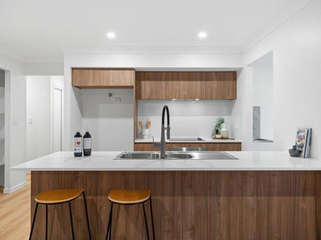 10 Endeavour Crescent, QLD 4110