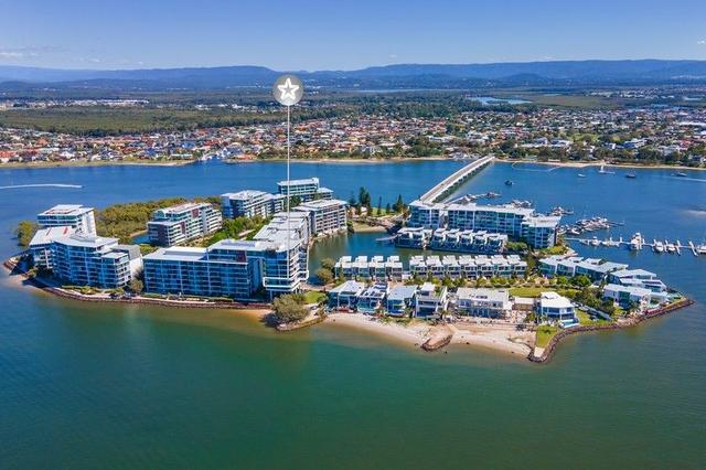 26401 Ephraim Island Parade, QLD 4216