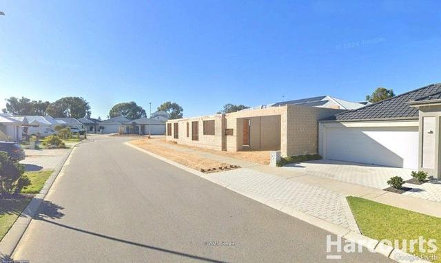 12 Darroch Loop, WA 6028