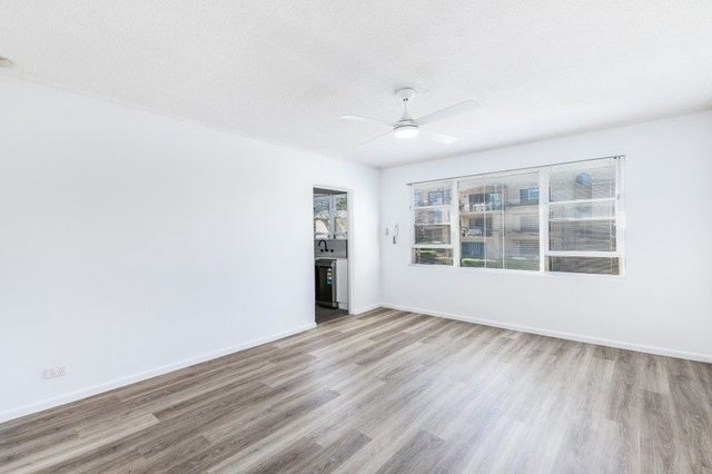 8/2 Deeban Walk, NSW 2230