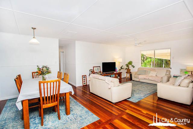 10 Shaw Crescent, QLD 4825