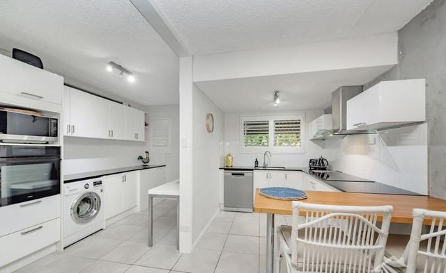 3/2 Isley St, QLD 4810