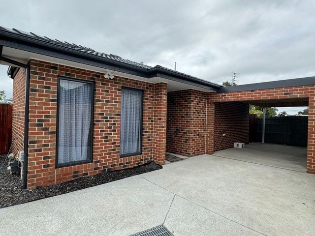 2/26 Strathcole Drive, VIC 3844