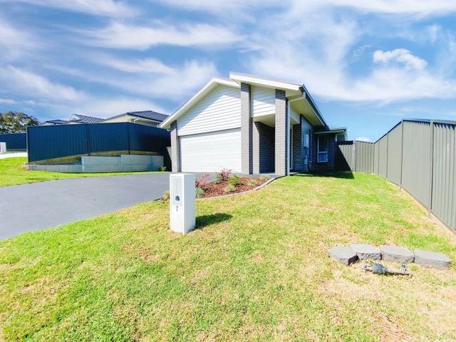 7 Martha Road, NSW 2285