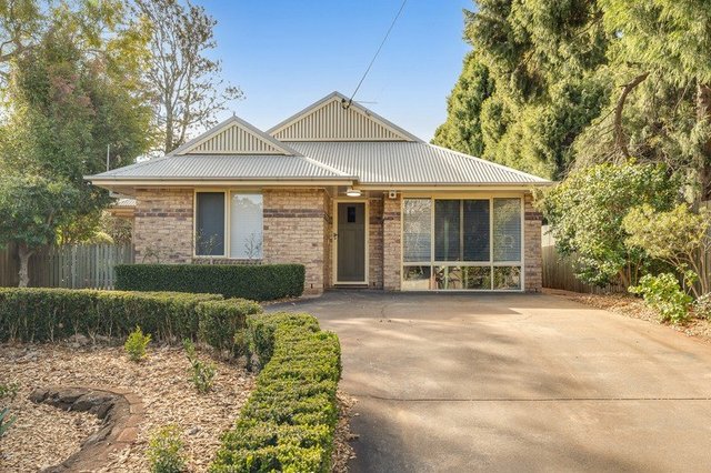 2/21 Stanmore Street, QLD 4350