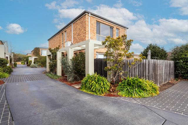 14/33 Macquoid Street, NSW 2620
