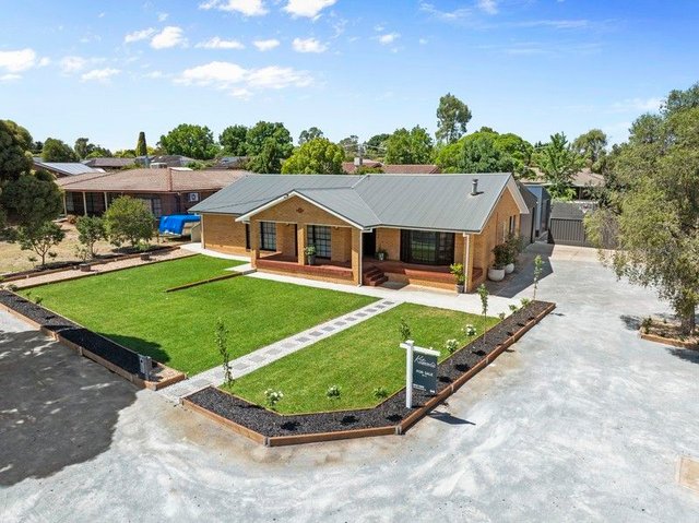 16 Avon Avenue, NSW 2650