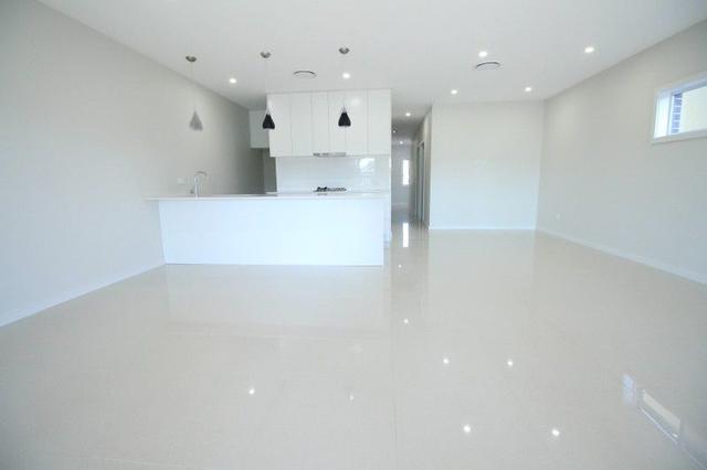 84a Nelson St, NSW 2165