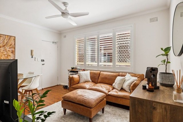 2/8 Burt Street, NSW 2039