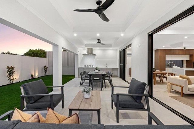 8A Williams Road, WA 6059