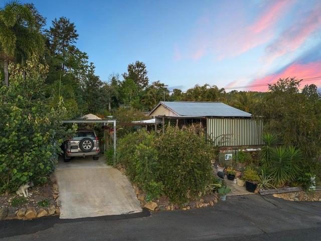 19 East Street, QLD 4714