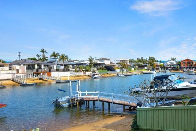 2 Sara Avenue, QLD 4218