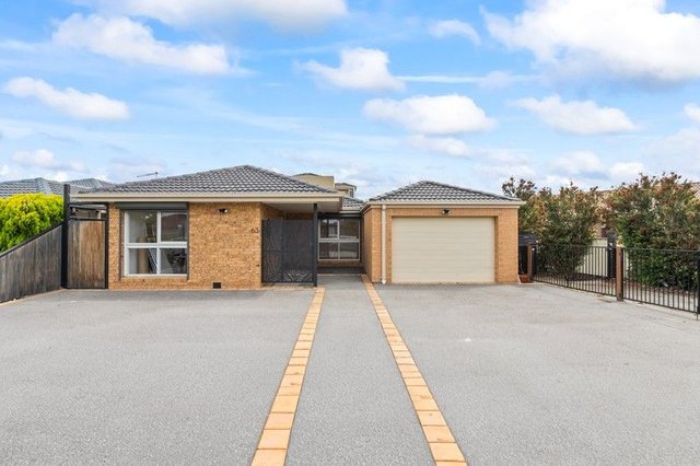 63 Mont Albert Drive, VIC 3061