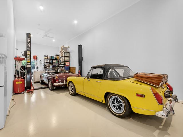 250/1 Latitude Blvde, QLD 4655