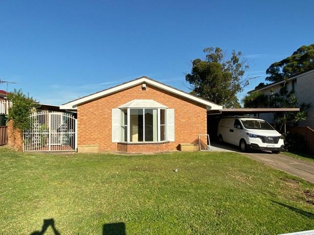 16 Natchez Crescent, NSW 2176