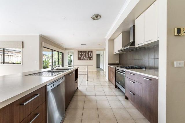 10 Black Caesar Drive, VIC 3977