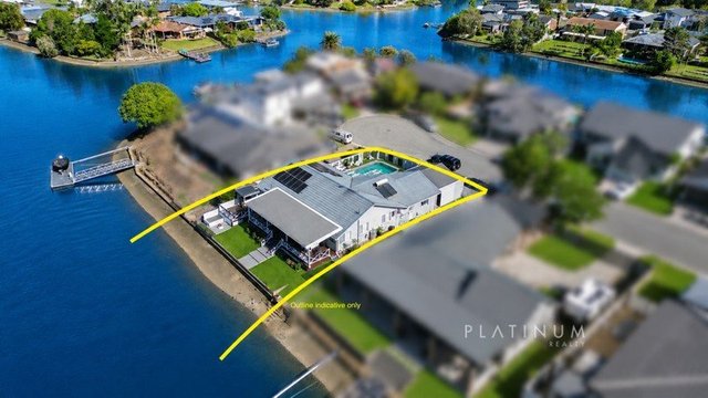 10 Spinnaker Court, QLD 4223