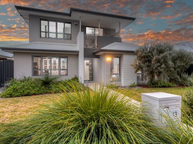 13 Seaplane Road, WA 6055