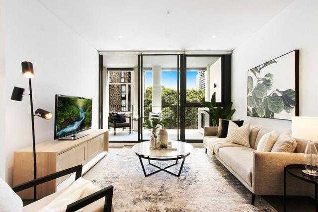 20308/2B Figtree  Drive, NSW 2127