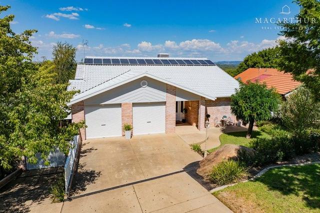 66 Simkin Crescent, NSW 2650