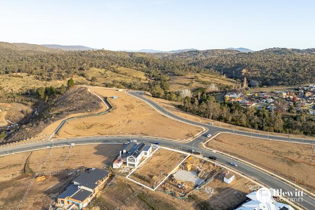 11 Jumping Creek Road, NSW 2620