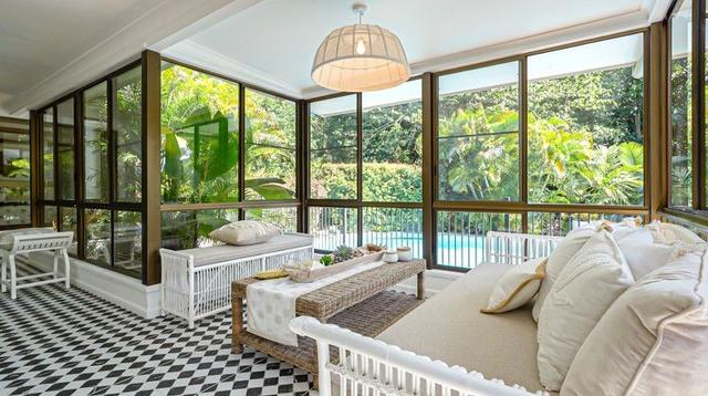 4 Moreton Street, QLD 4852