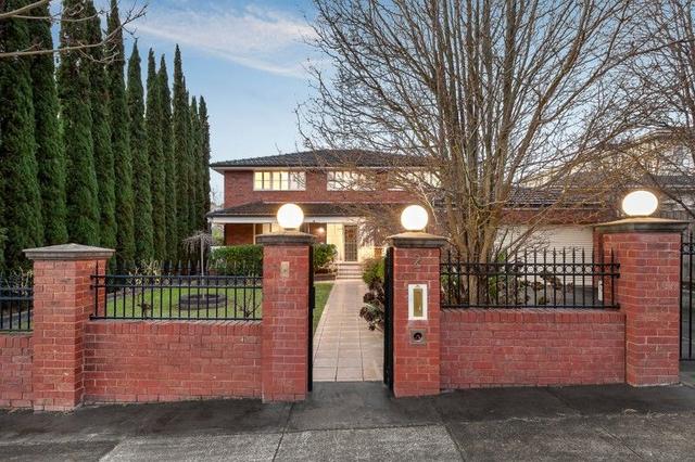 2 Reddan Court, VIC 3108