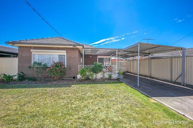 8 Lydia Avenue, VIC 3061