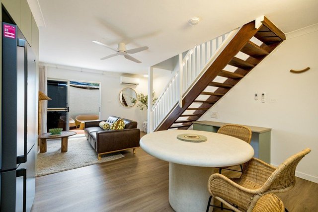 6/10 Crathern Close, QLD 4870