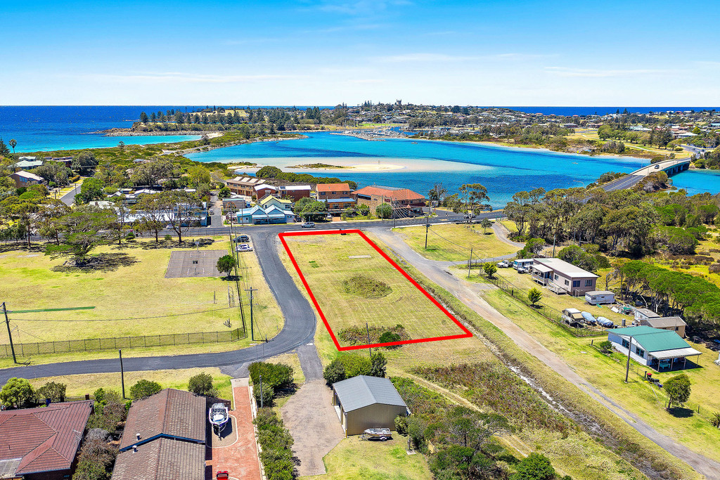 4 Wallaga Lake Road, Bermagui NSW 2546 Allhomes