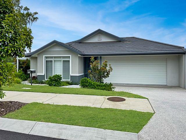 8 Acacia Loop, QLD 4124