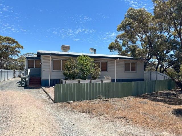 12 Dunn Street, WA 6445