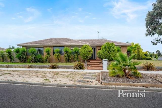 18 Angourie Crescent, VIC 3038