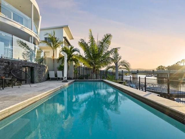 10 Onshore Place, QLD 4212