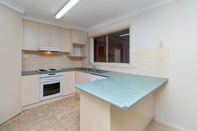 22 Yarrawah Crescent, NSW 2650