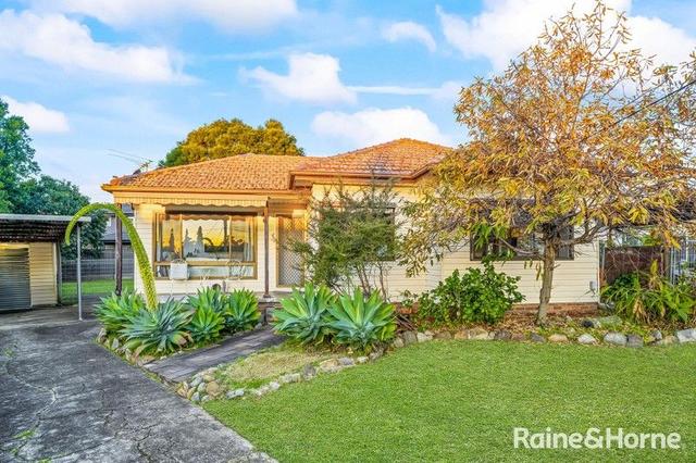 11 Birchgrove Avenue, NSW 2166