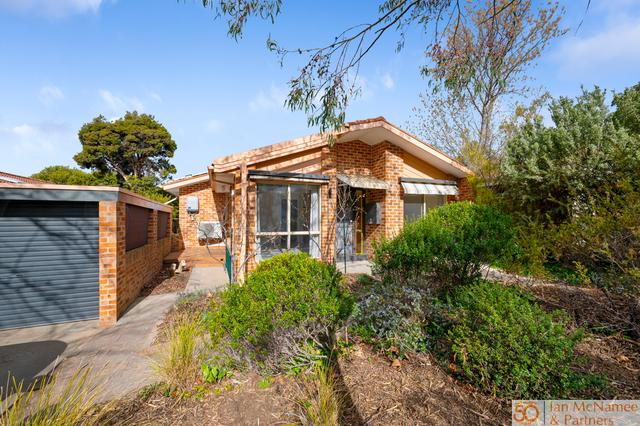 8 Ern Florence Crescent, ACT 2905