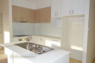 Kitchen (1).jpg