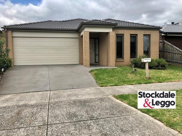 4 Wood Forest Street, VIC 3752